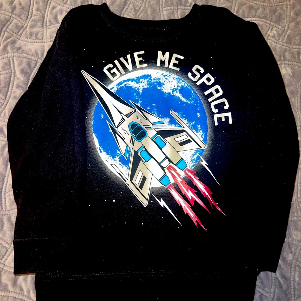4t sweater